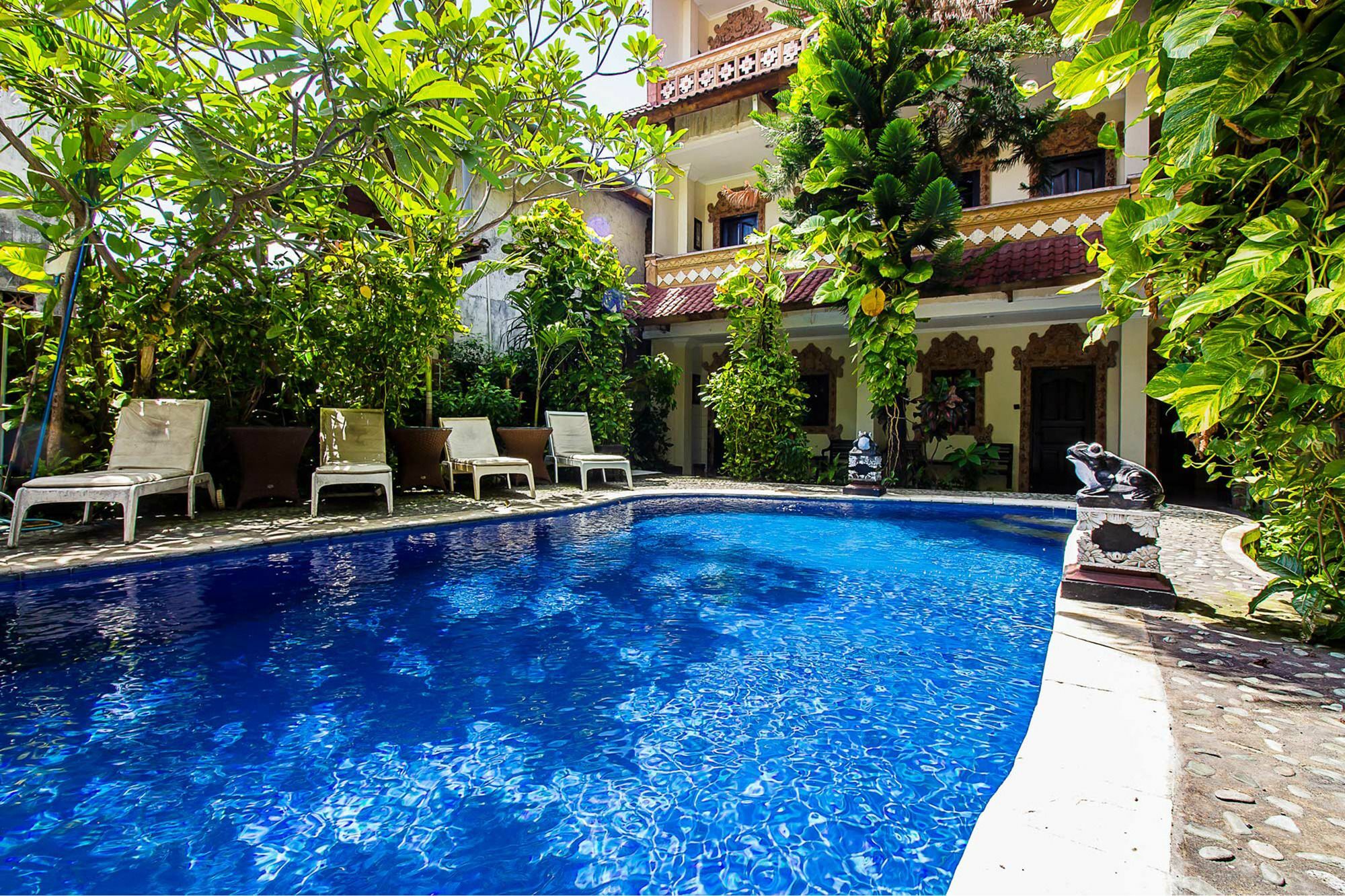 Hotel Sanjaya Managed By Tinggal Кута Екстер'єр фото