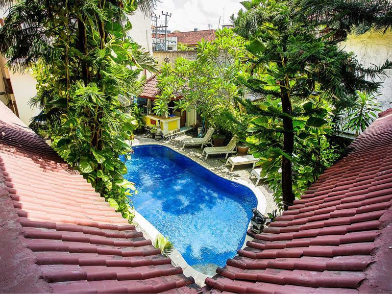Hotel Sanjaya Managed By Tinggal Кута Екстер'єр фото