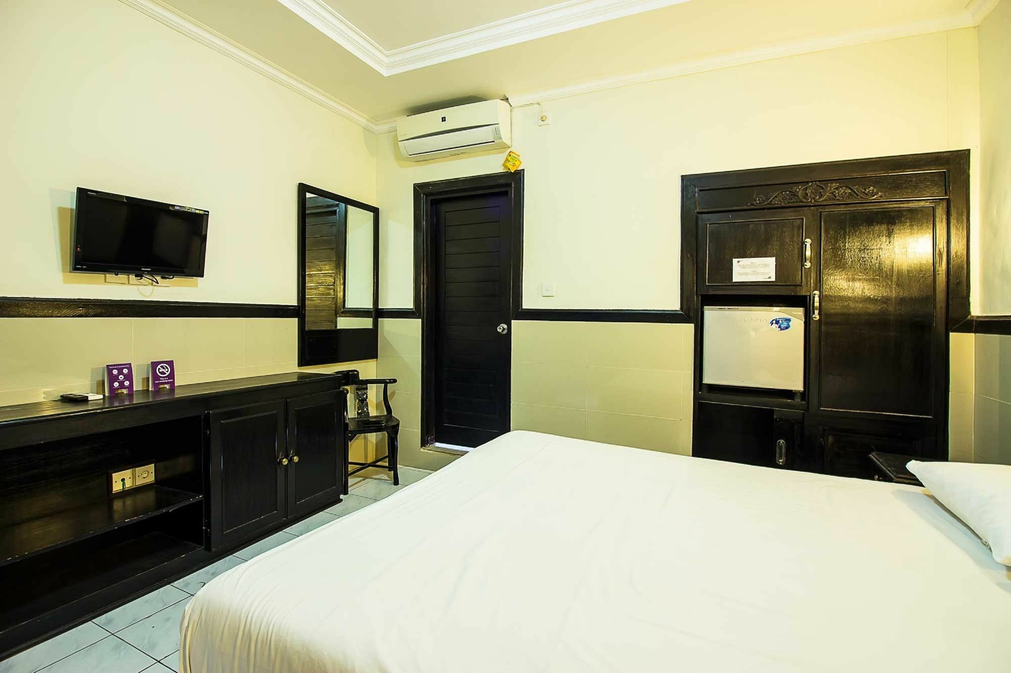 Hotel Sanjaya Managed By Tinggal Кута Екстер'єр фото